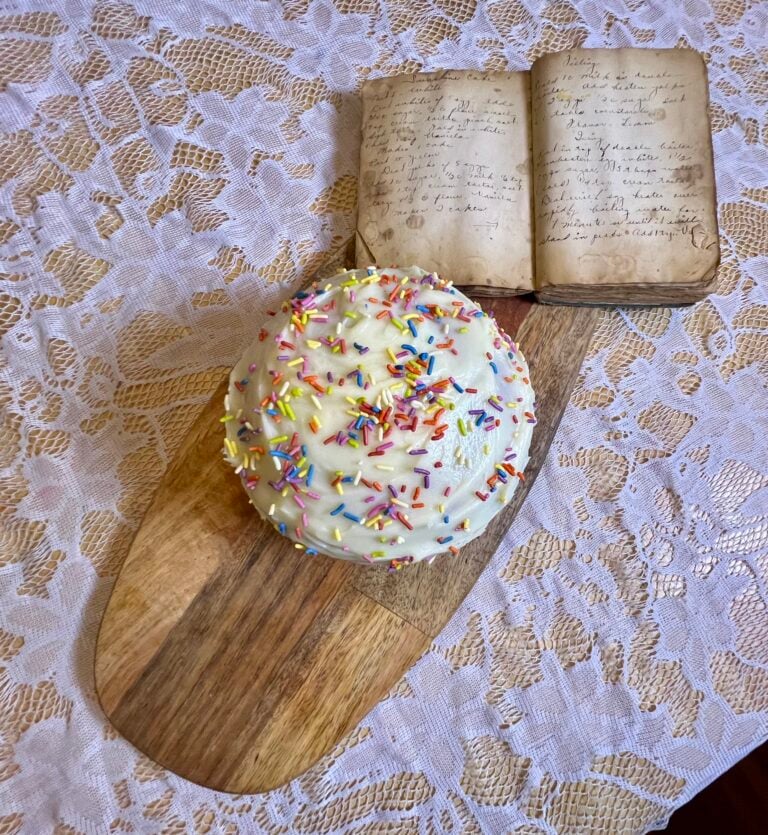 Make a Old Fashioned Vanilla Birthday Cake Recipe from Scratch