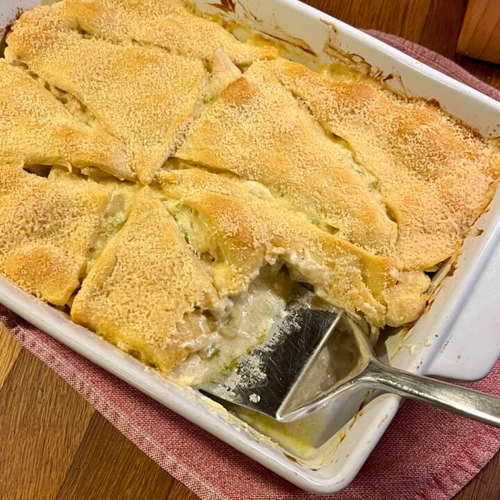 Chicken Crescent Casserole