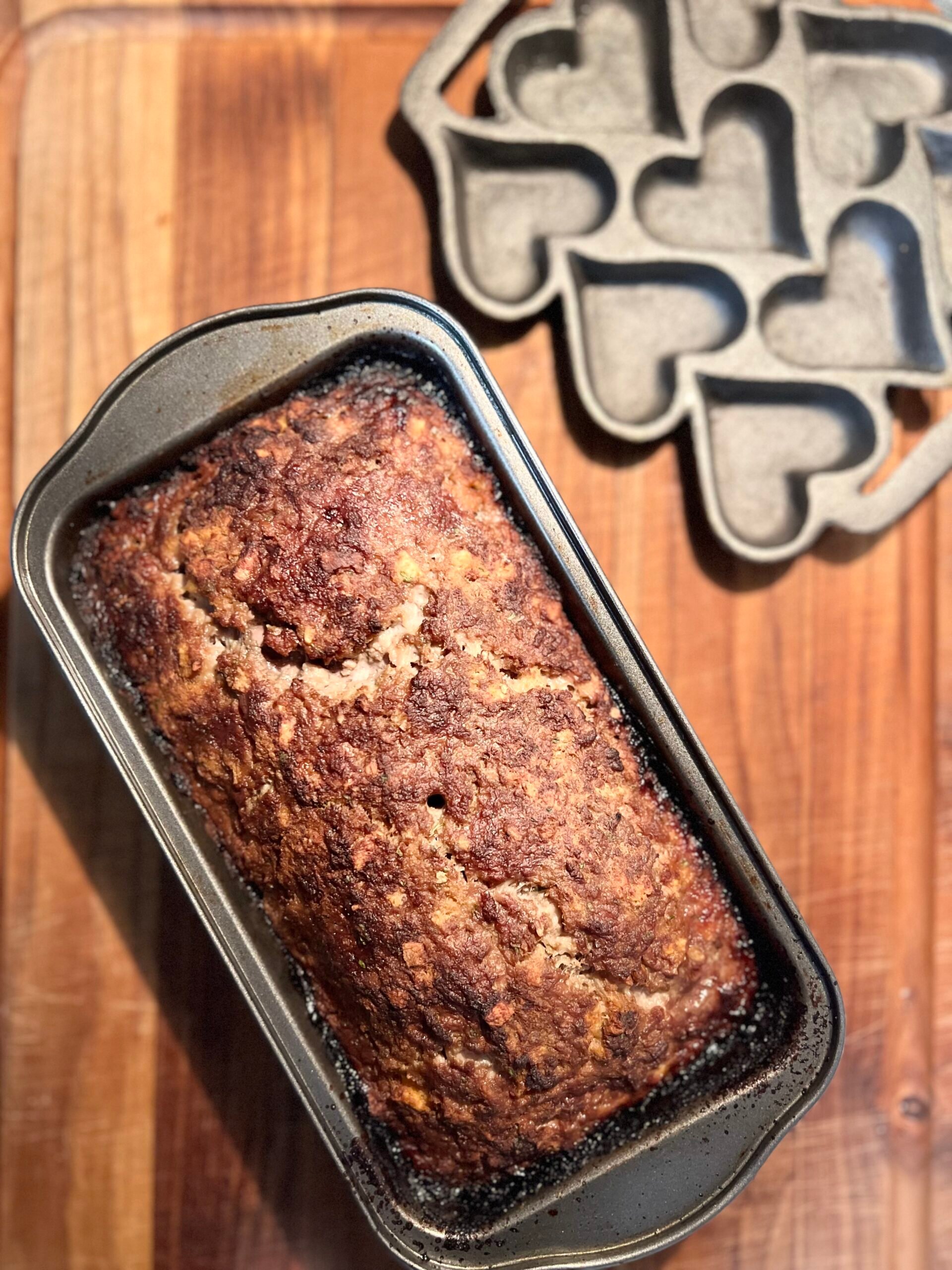 Easy Meatloaf Recipe with Few Ingredients